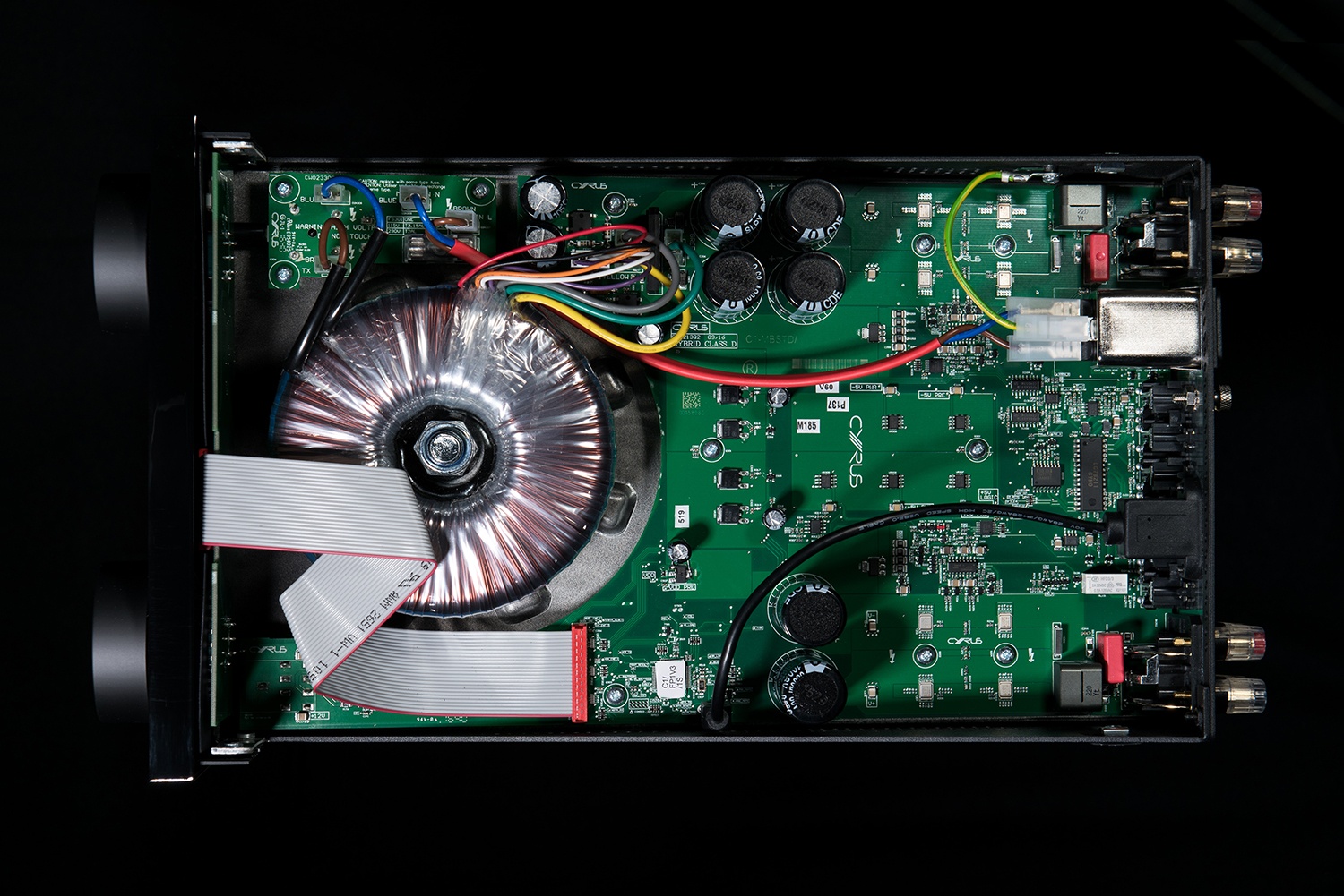 ampli cyrus one hd trong