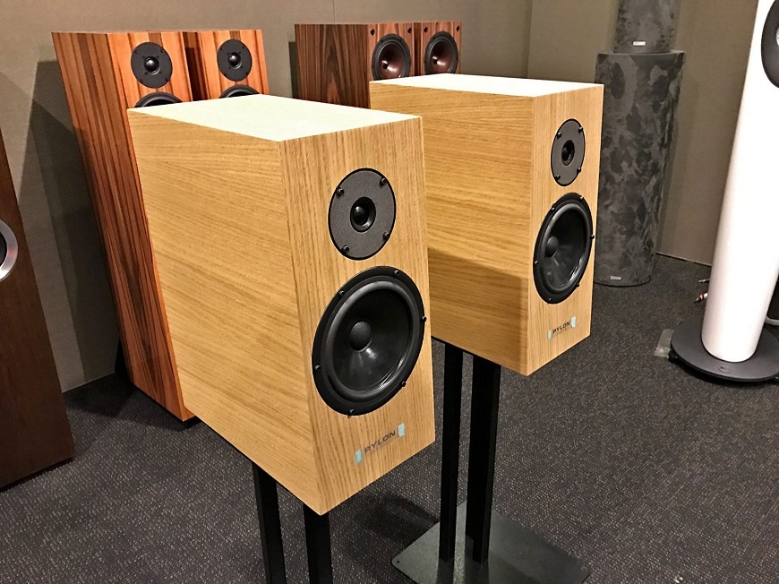 loa Pylon Audio Diamond Monitor dep