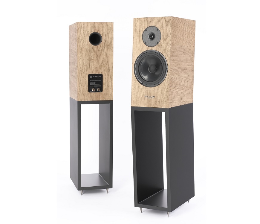 loa Pylon Audio Diamond Monitor dung