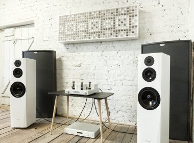 loa Pylon Audio Sapphire 31 dep