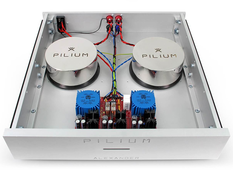 pre ampli Pilium Divine Alexander trong
