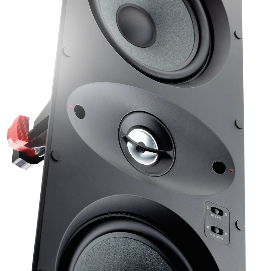 loa Focal 100IWLCR5 can