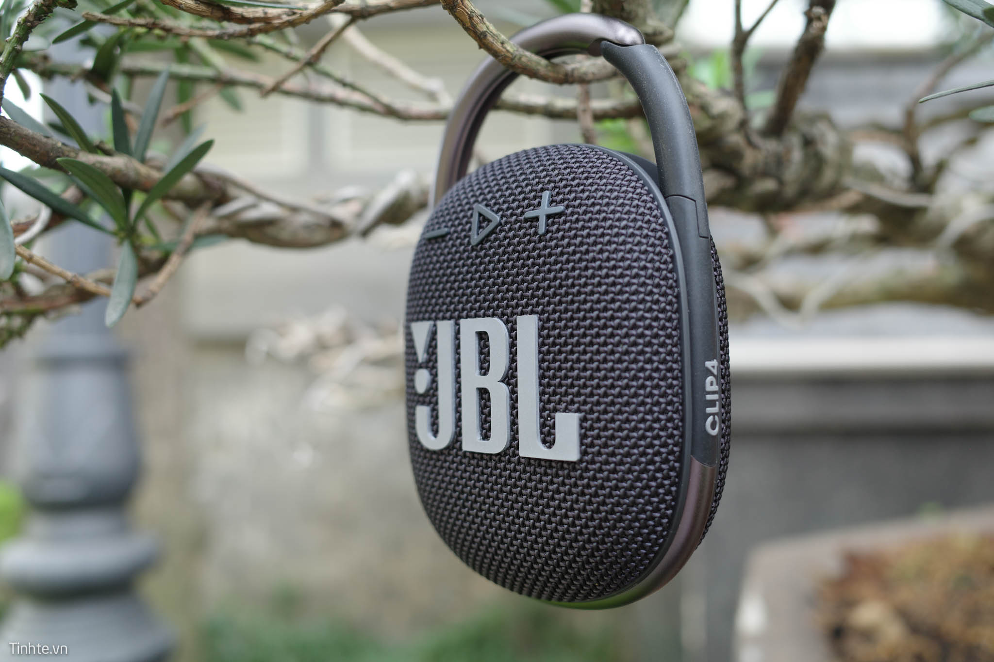 JBL Clip 4 dep